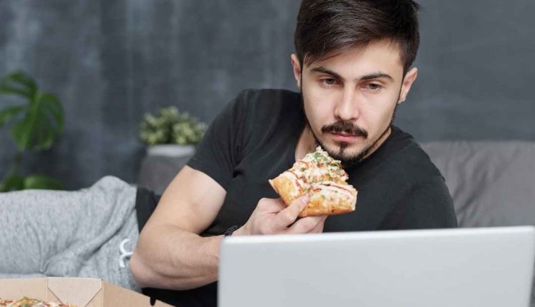 Comer e dormir engorda? Mitos e verdades!